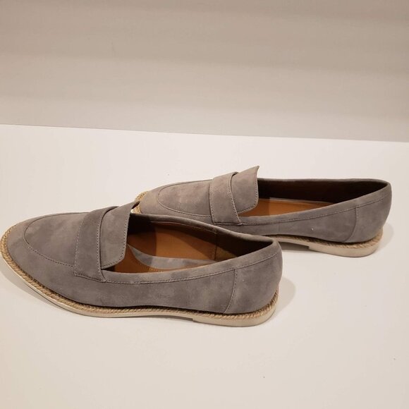 CASLON Woman Size 8 1/2 M Gray Suede Loafers Excellent condition - Picture 3 of 8